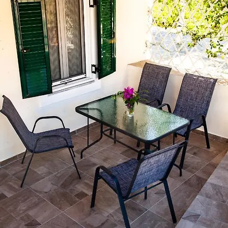 아파트 Spyran Marandokhórion