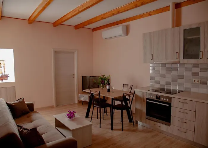 Spyran * Marandokhórion